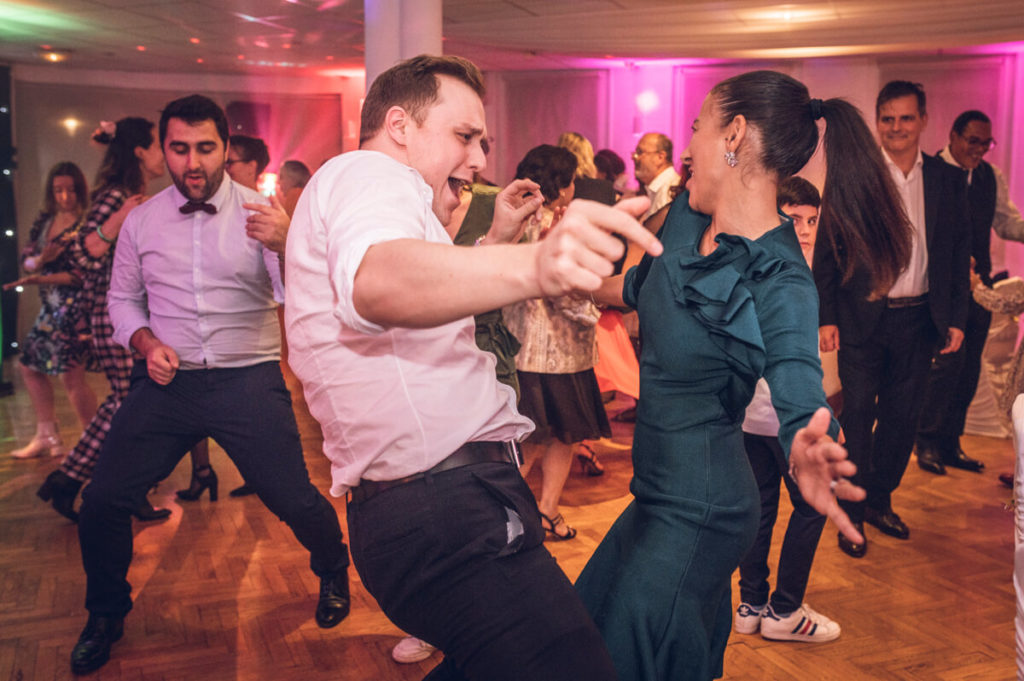 Soirée de mariage sur les bords de marne