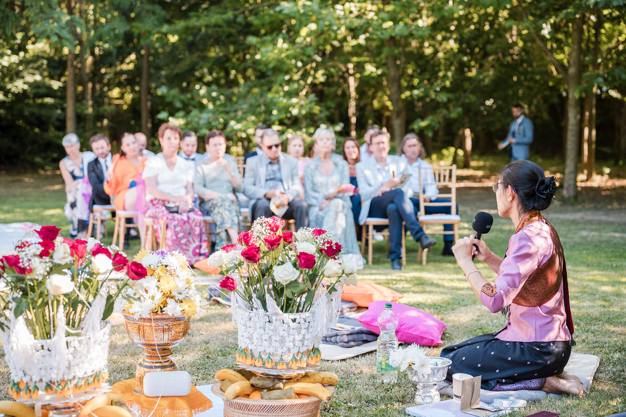 mariage-ceremonie-bouddhiste-domaine-gillardiere-2 Cérémonie bouddhiste de mariage au domaine de la Gillardière