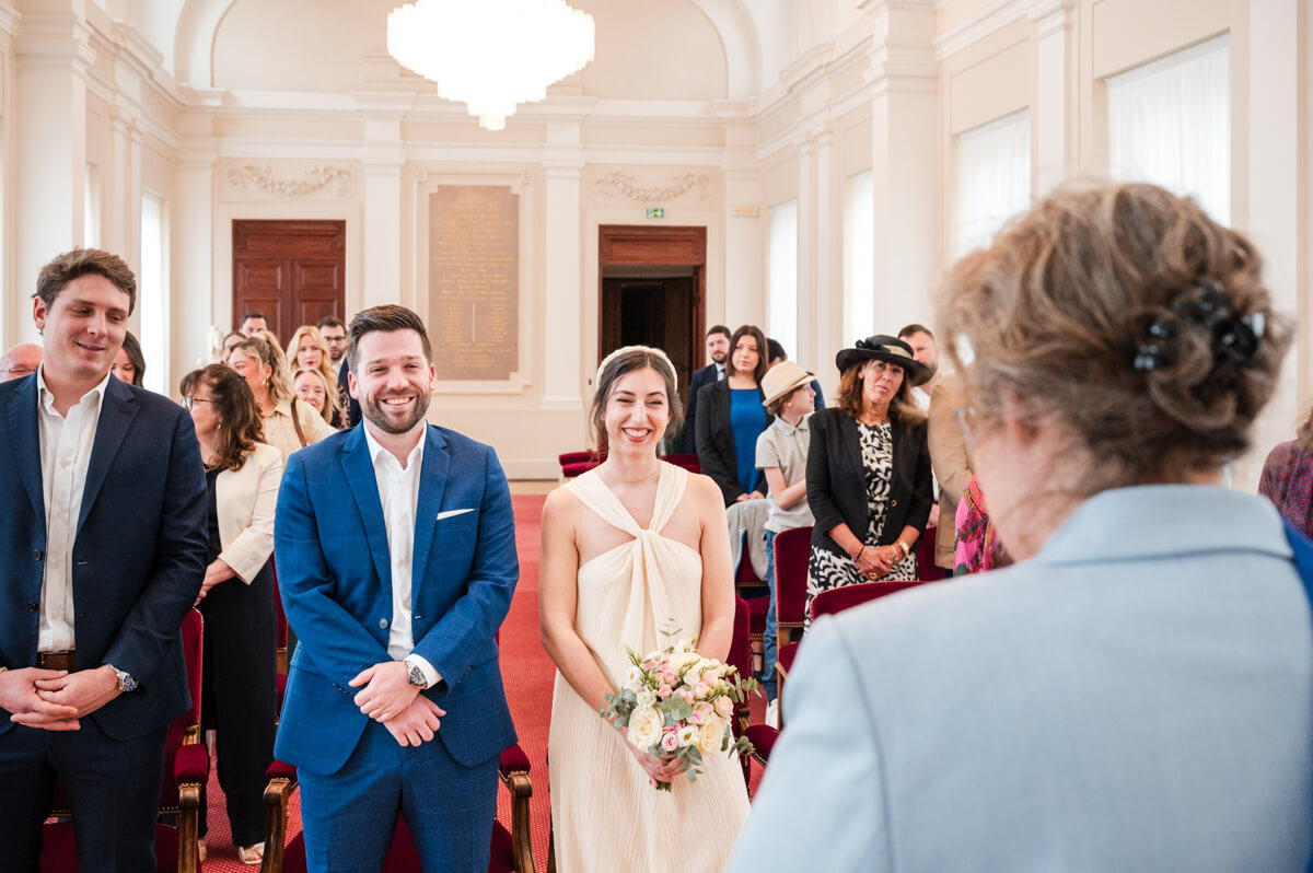 Mariage à la mairie d'Issy les Moulineaux
