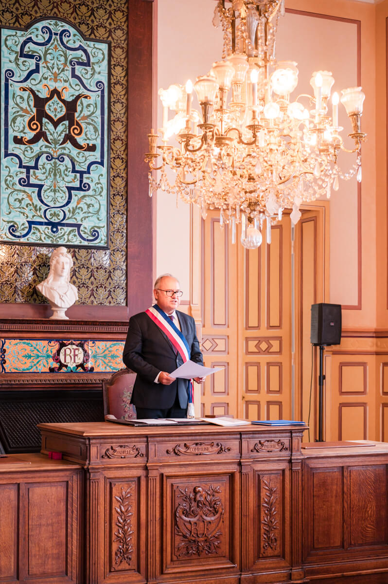 Mariage à la mairie de Montrouge