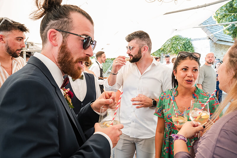 Cocktail de mariage au domaine des Médard