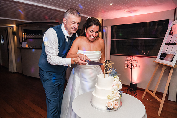 Photos lors du repas de mariage sur la Péniche Victoria