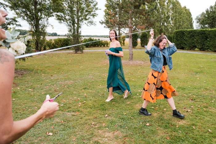 studio-matthieu-ronde-rubans-mariage-nomade-lodge-1 Ronde des rubans de mariage au Nomade Lodge