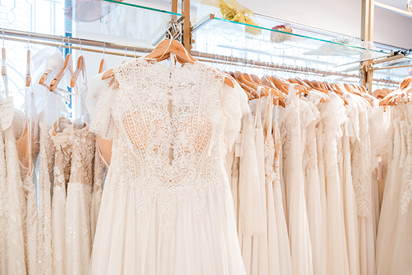 Essayage de robe de mariée à Nogent sur Marne - Studio Matthieu